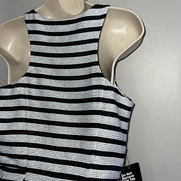 Express Black & White Stripe A Line Dress Size 6 NEW - Picture 6 of 8